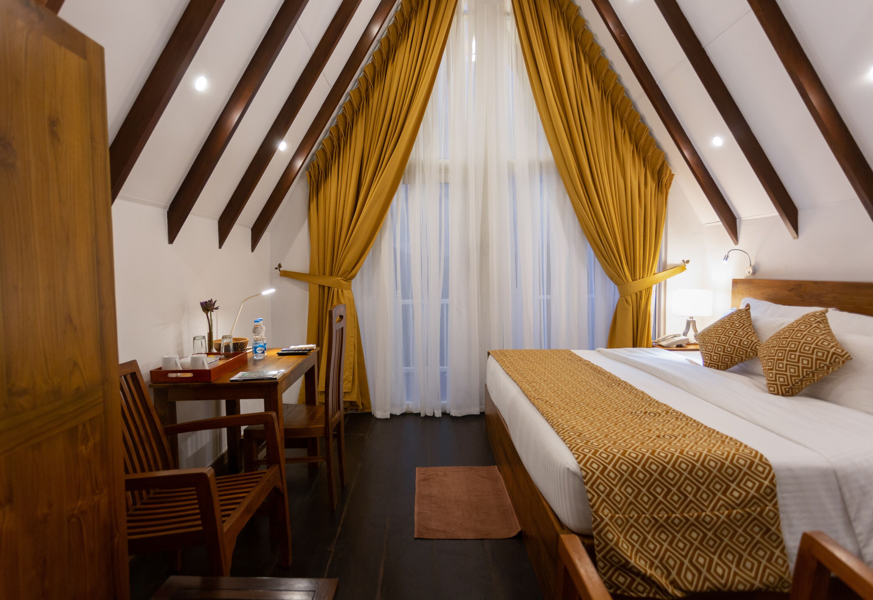 superior chalet, mountain view | premium bedding, minibar, desk, free wifi