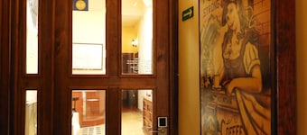 Hotel Viejo Zaguán by Lunian