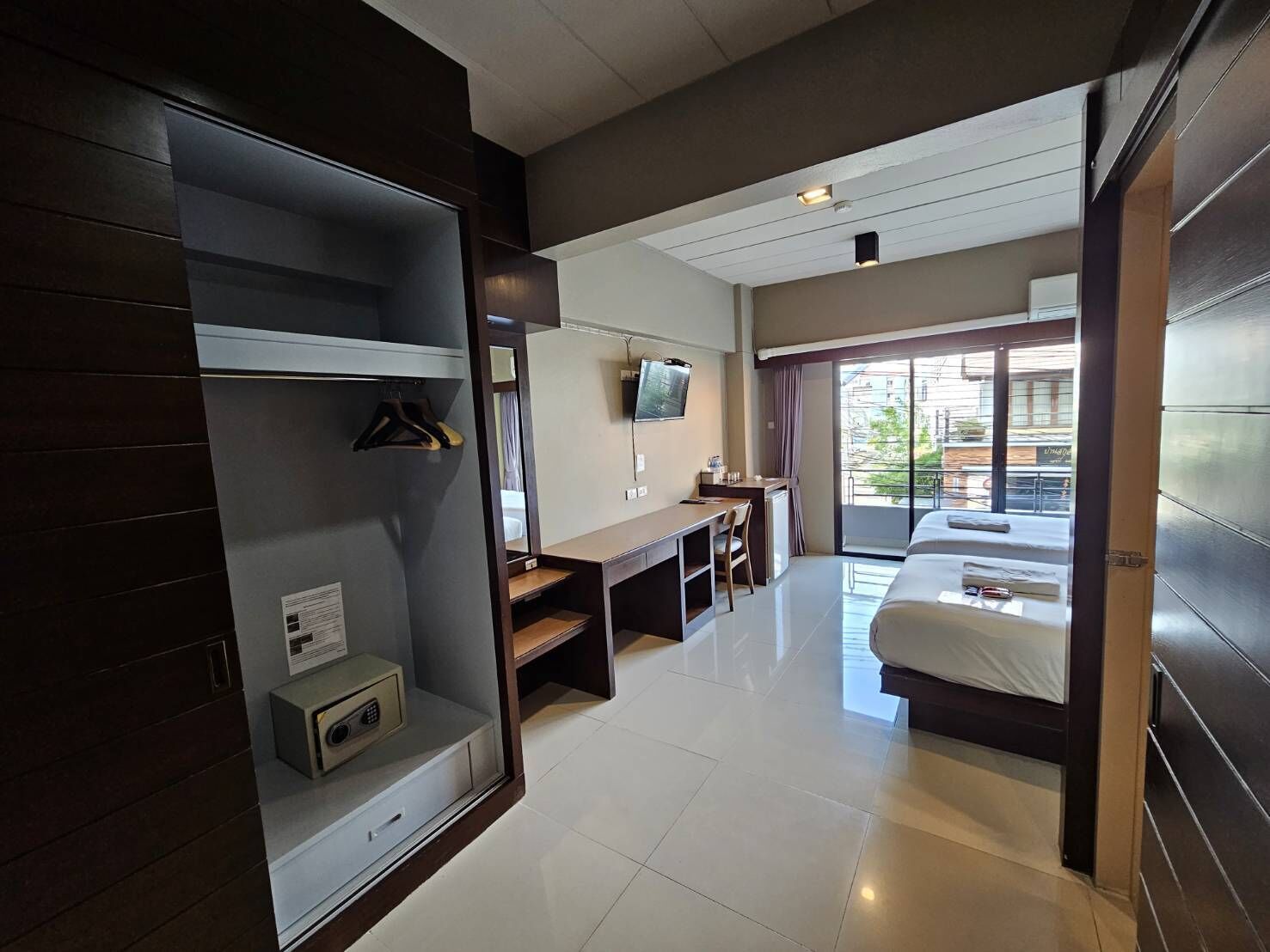 superior twin bed | desk, laptop workspace, free wifi, bed sheets