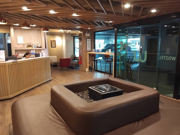 Reception - Wsotel Hotel and Serviced Apartment (Songkhla)