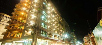 Wsotel Hotel and Serviced Apartment