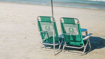 Beach nearby, white sand, sun-loungers, beach umbrellas