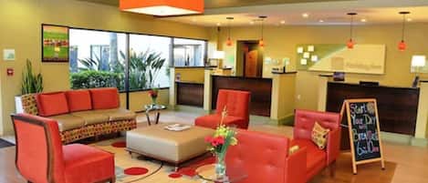 Lobby lounge