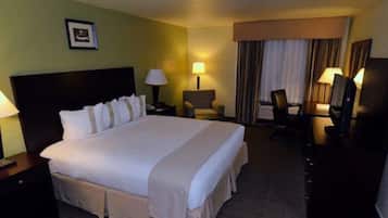 1 bedroom, premium bedding, in-room safe, desk