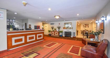 Charles River Motel