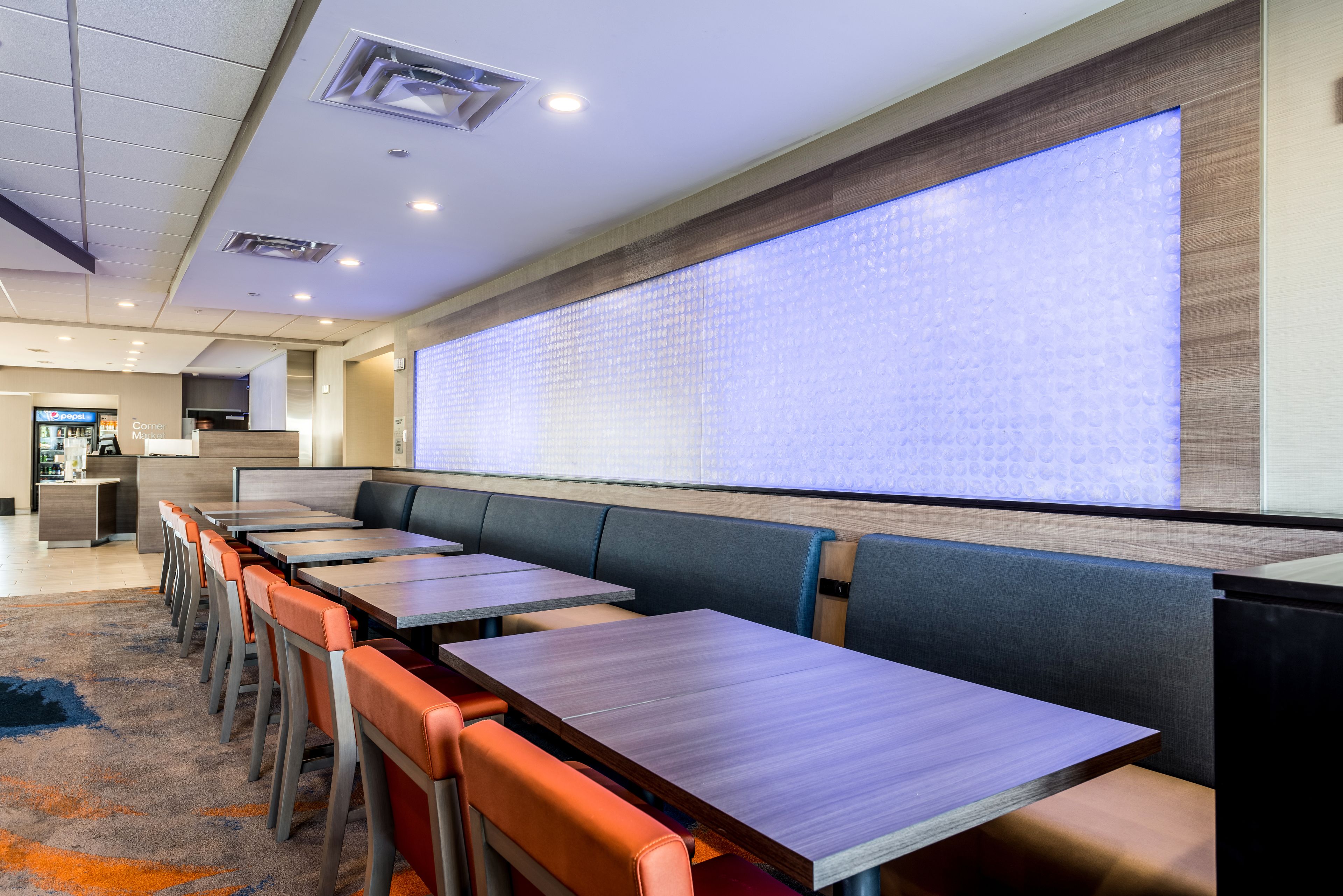 free daily continental breakfast