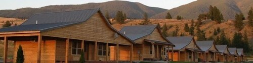 RiverStone Family Lodge