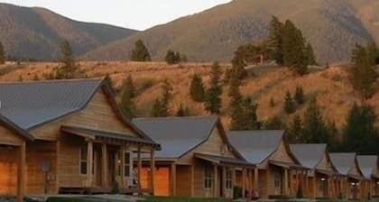 RiverStone Family Lodge