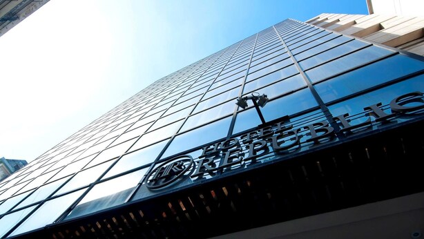 A modern building with a glass facade and the word "REPUBLIC" prominently displayed. - Hotel República (San Miguel de Tucuman)
