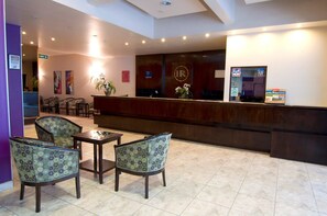 Lobby - Hotel República (San Miguel de Tucuman)