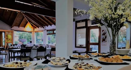 Cumbres Hotel