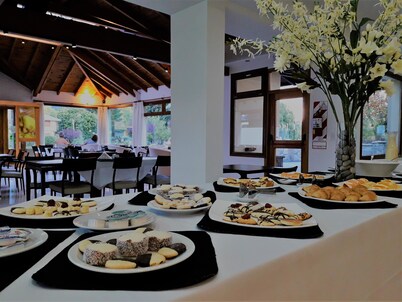 Cumbres Hotel