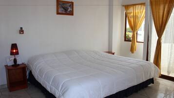 Deluxe Double Room, 1 Queen Bed, Balcony | Free WiFi