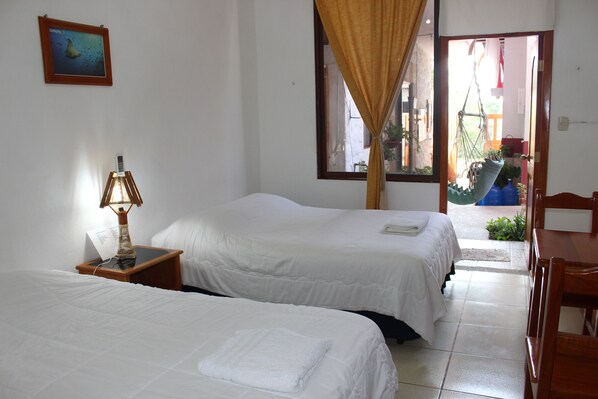 Free WiFi - Galapagos Best Hostel (Puerto Ayora)