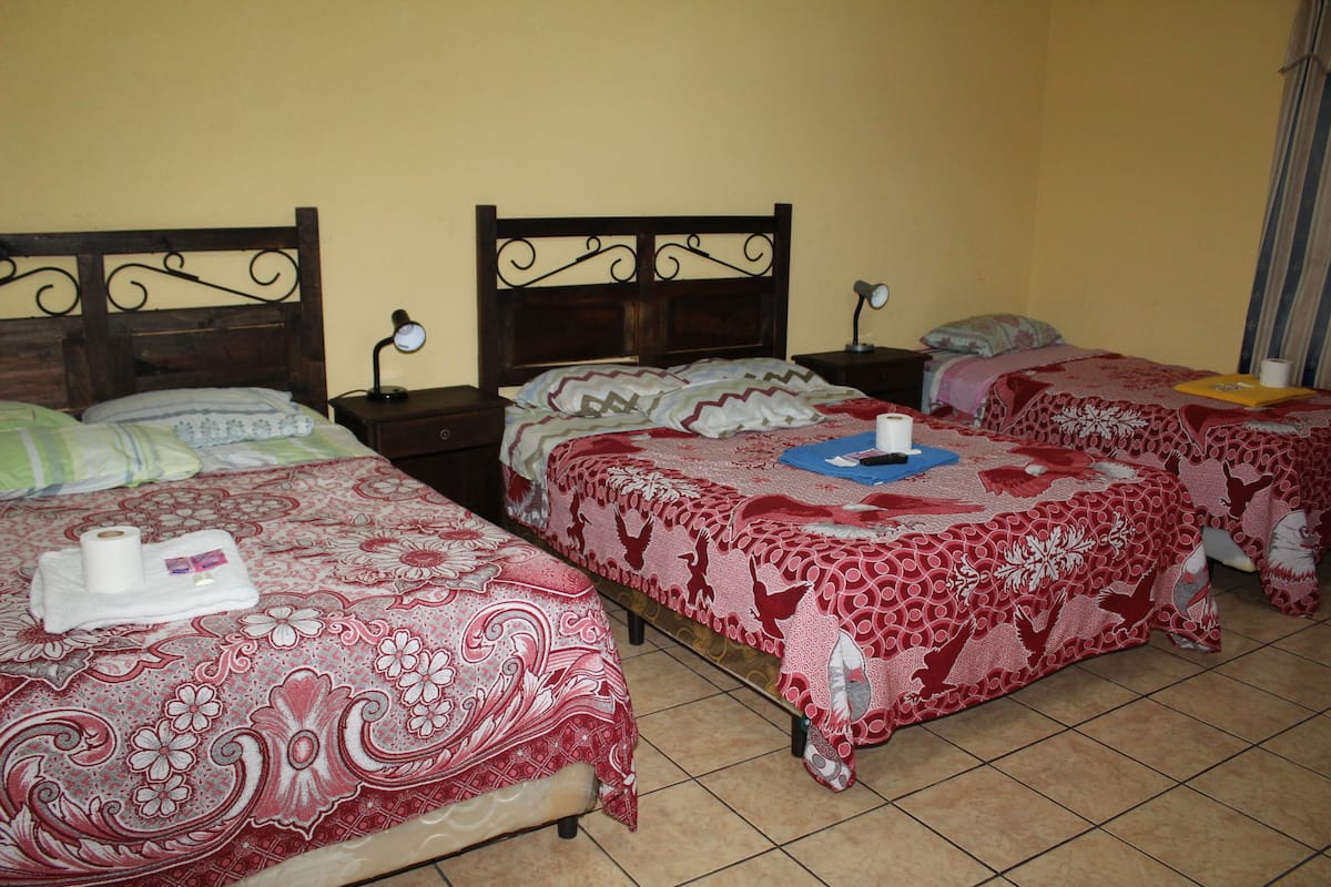 Standard Triple Room, 3 Twin Beds | Desk, WiFi (free), bed sheets