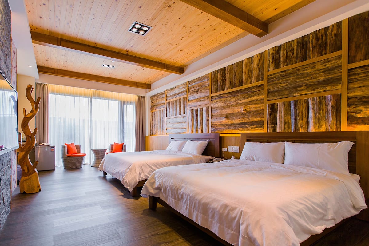 Habitación cuádruple estándar, 2 camas dobles | 1 dormitorio, sábanas de algodón egipcio, ropa de cama de alta calidad