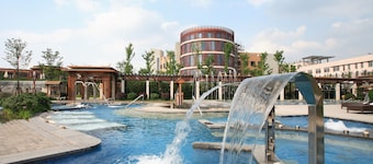 Phoenix Hotspring Resort