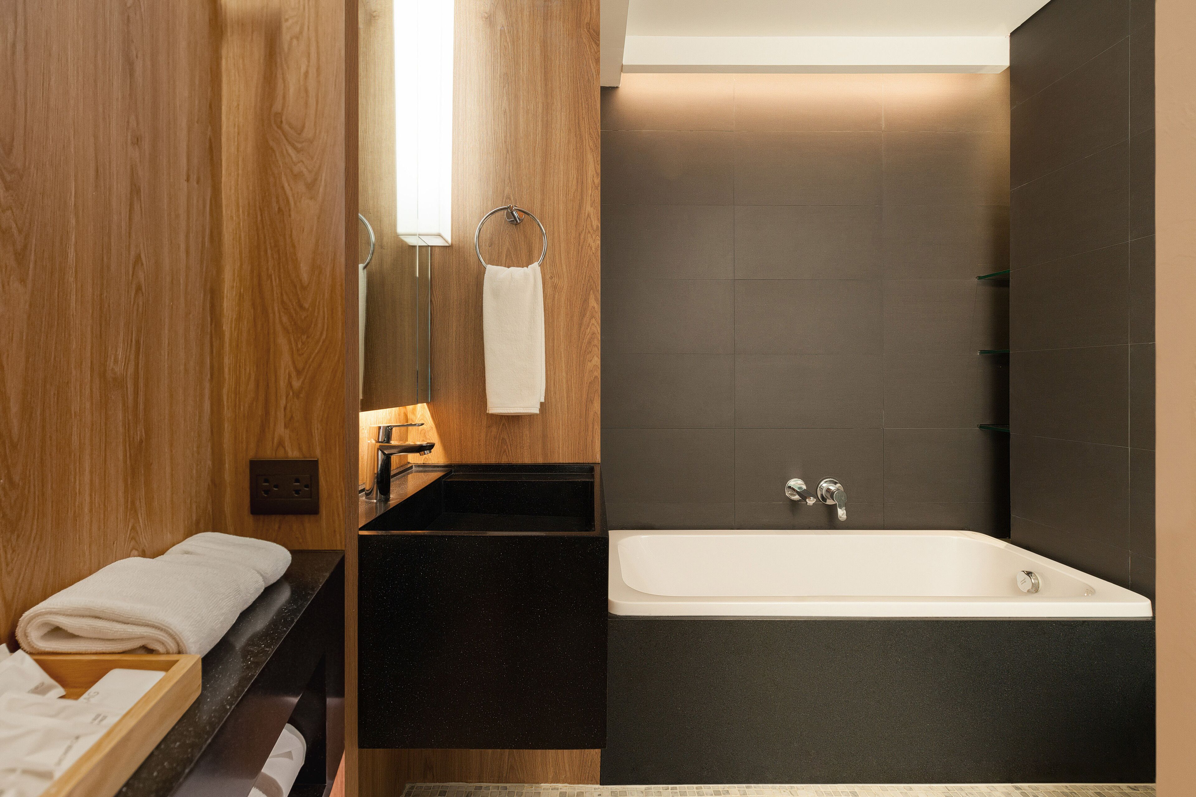 suite, 2 bedrooms | bathroom | designer toiletries, hair dryer, slippers, towels
