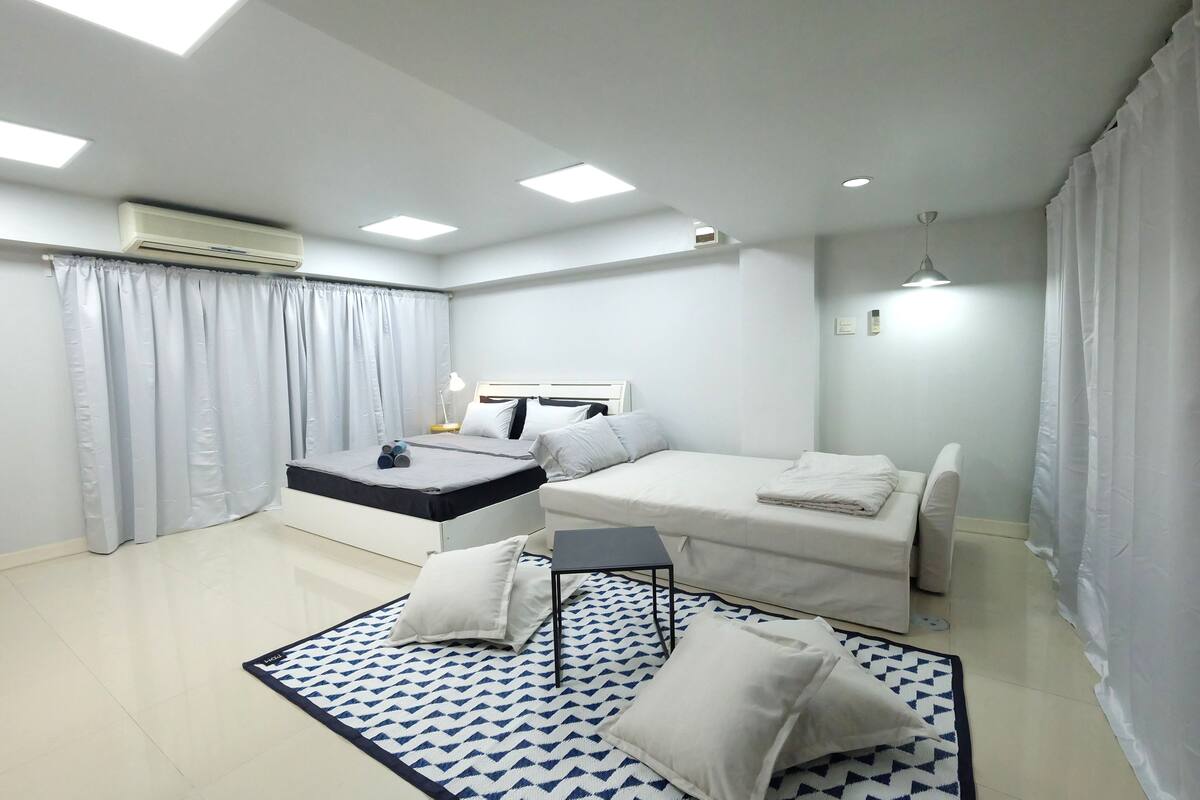 Deluxe Double Room, Balcony S107 | Iron/ironing board, WiFi (free)