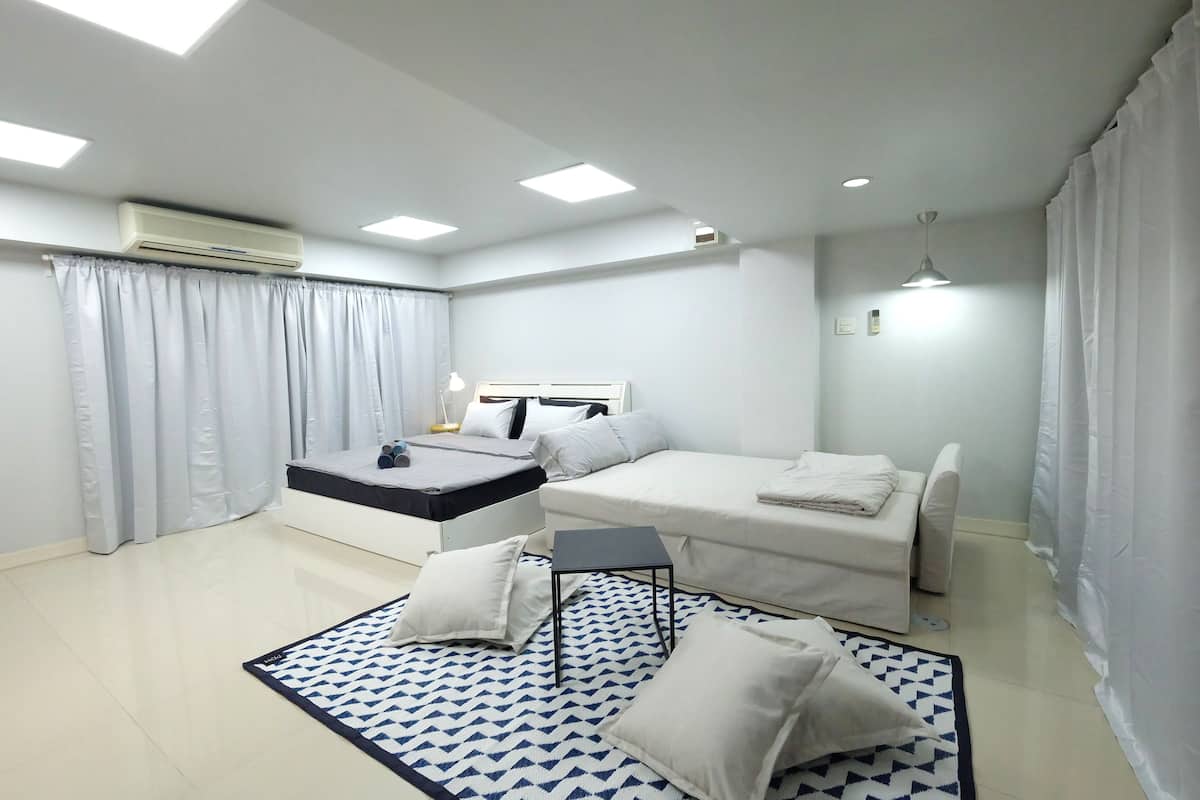 Deluxe Double Room, Balcony S107 | Iron/ironing board, free WiFi