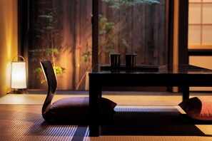 傳統聯排別墅 (Japanese Style Room) | 起居區 | 平面電視