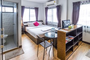 Family Quadruple Room, 1 Bedroom, Non Smoking, Private Bathroom | Desk, rollaway beds, free WiFi - The Cube Sathorn Boutique (Bangkok)