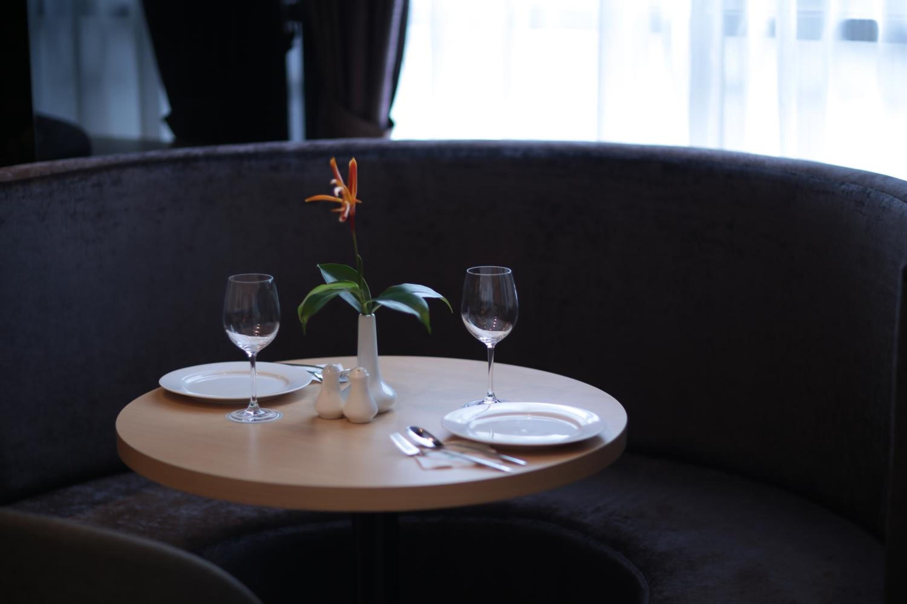 breakfast, lunch, dinner served; local and international cuisine