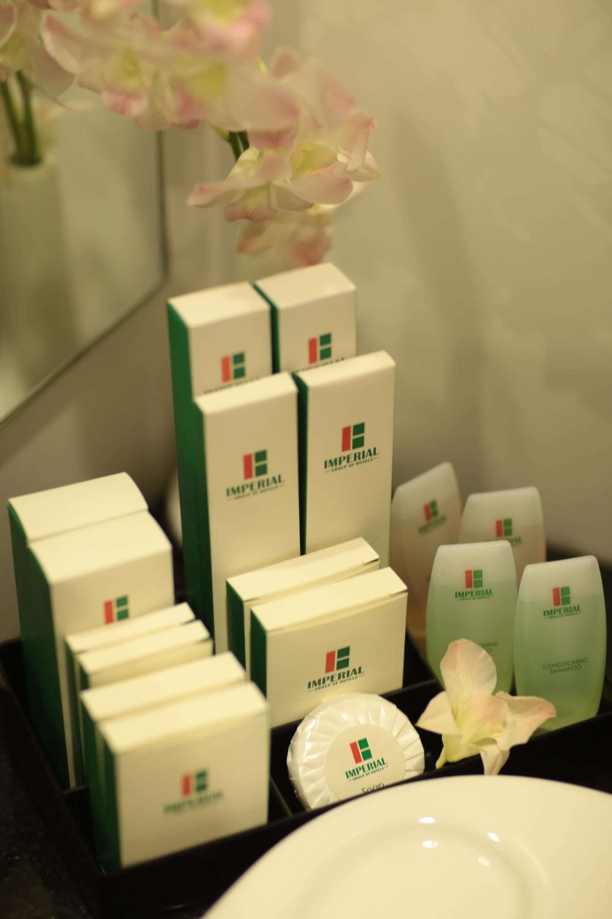 shower, free toiletries, hair dryer, dressing gowns