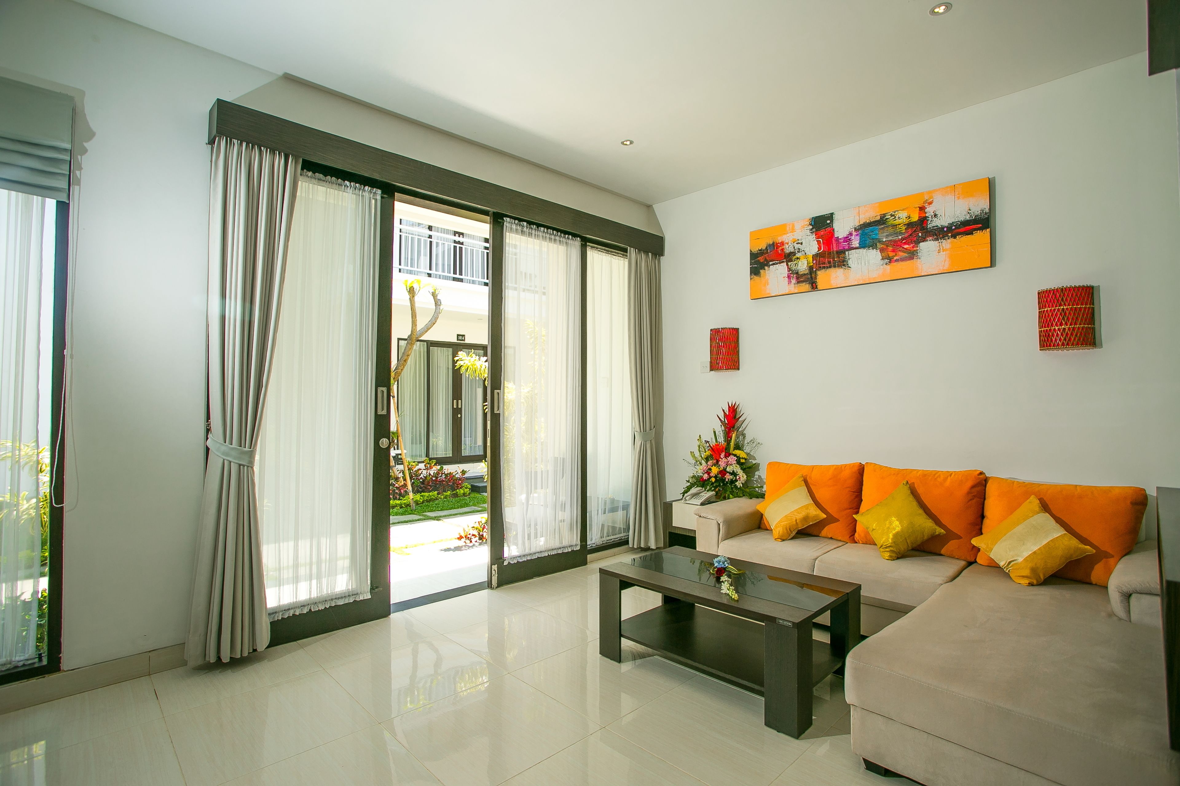 premier room (pavilion) | living room | led tv