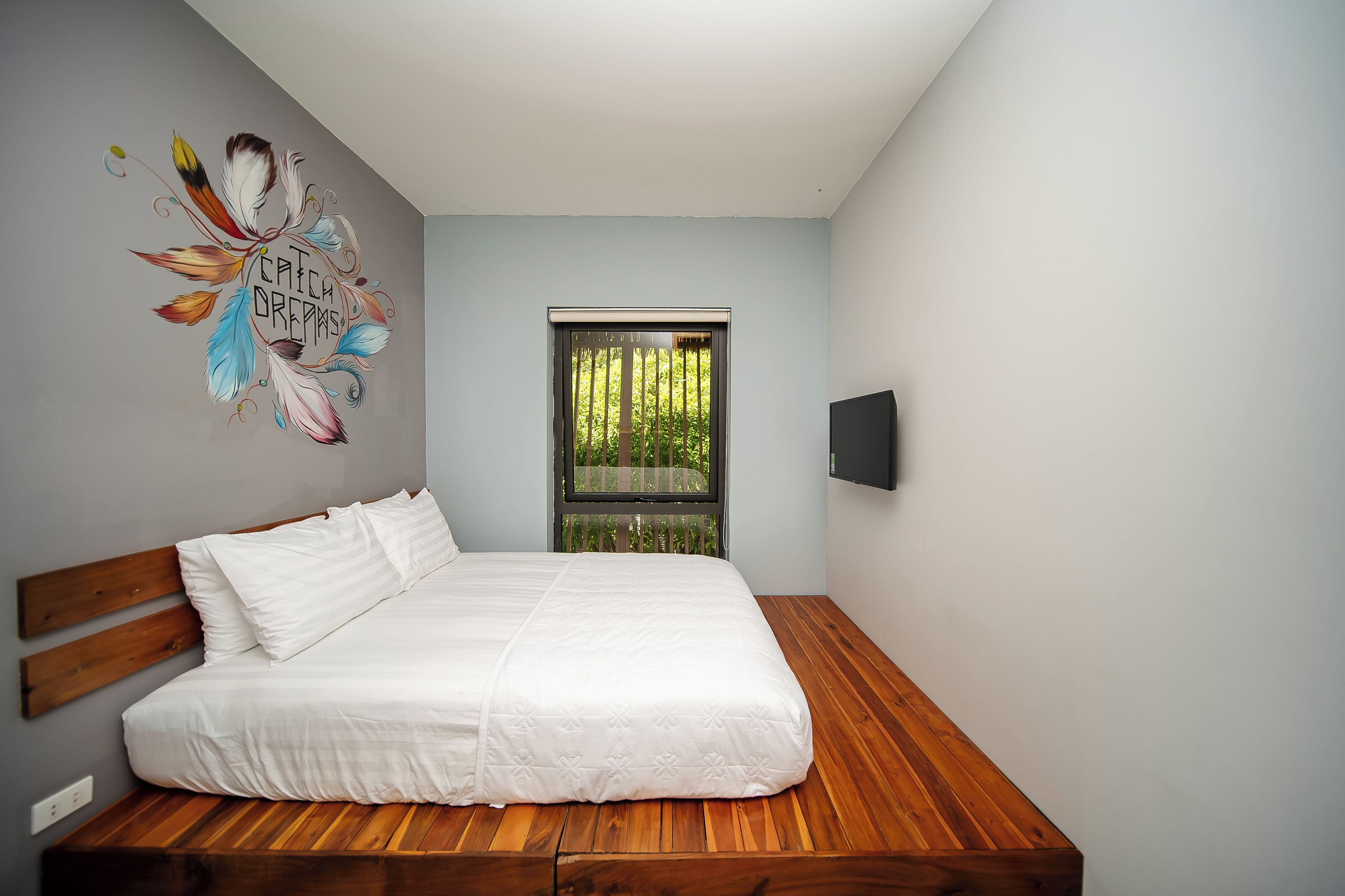 Deluxe Double Room with Window | Desk, soundproofing, free WiFi, bed sheets