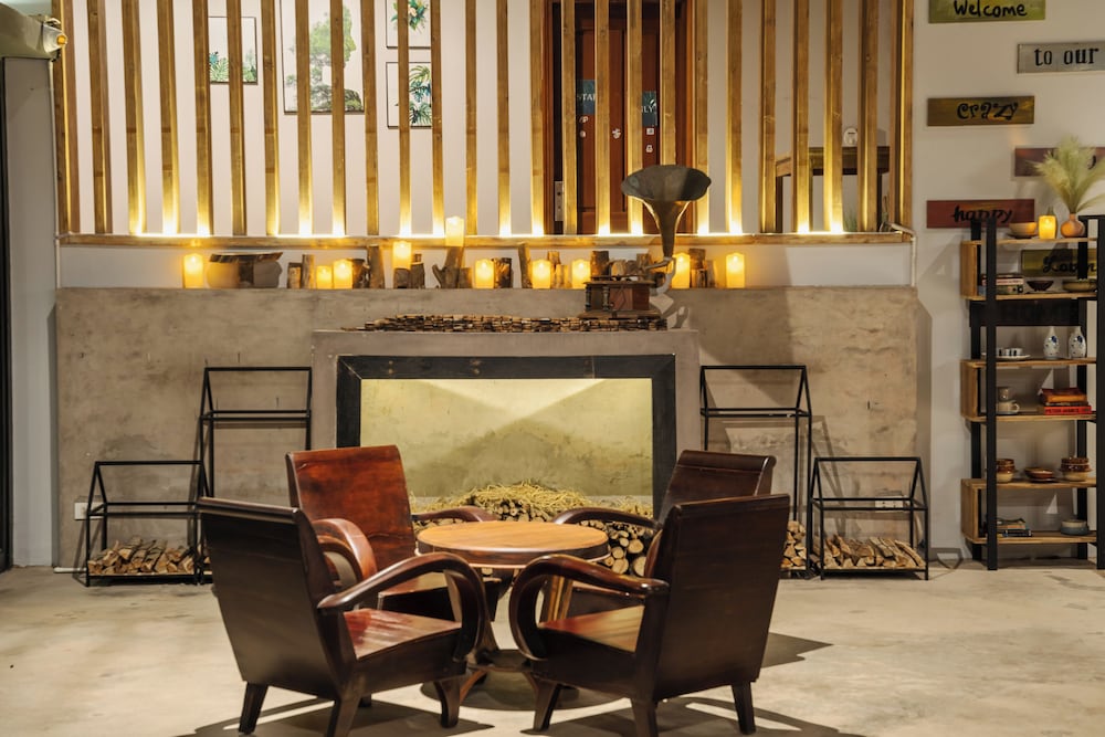 9 Station Hostel by null