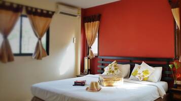 Standard Double Room | Minibaari, työpöytä, lisävuoteet, ilmainen Wi-Fi