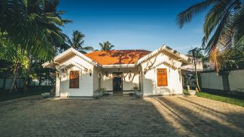 Fachada da propriedade