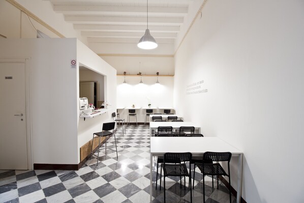 Petit déjeuner continental compris tous les jours