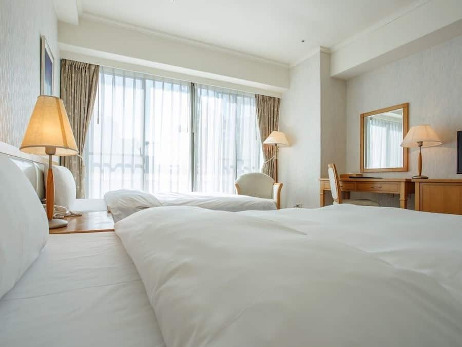 Classic Twin Room | Desk, blackout drapes, soundproofing, iron/ironing board