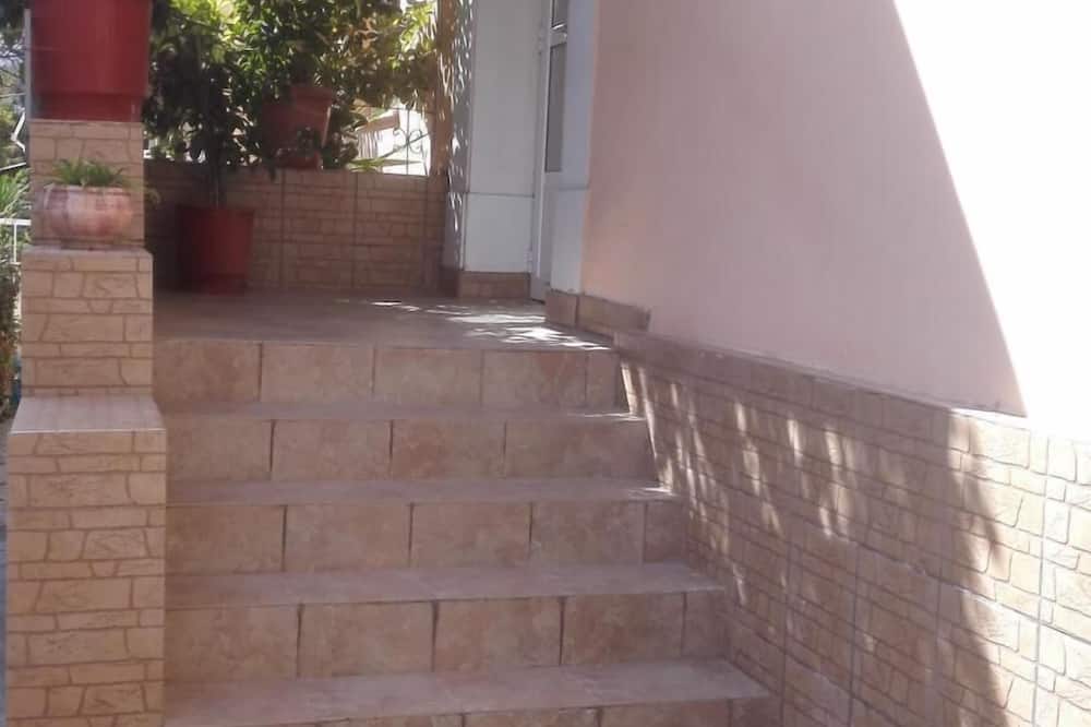 Korydallos Hotel