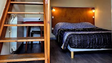 1 habitación, muebles diferentes, cortinas blackout y wifi gratis