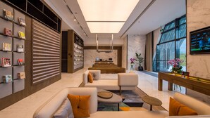 Lobby sitting area - Atour S Hotel Kingkey Timemark Shenzhen (Shenzhen)