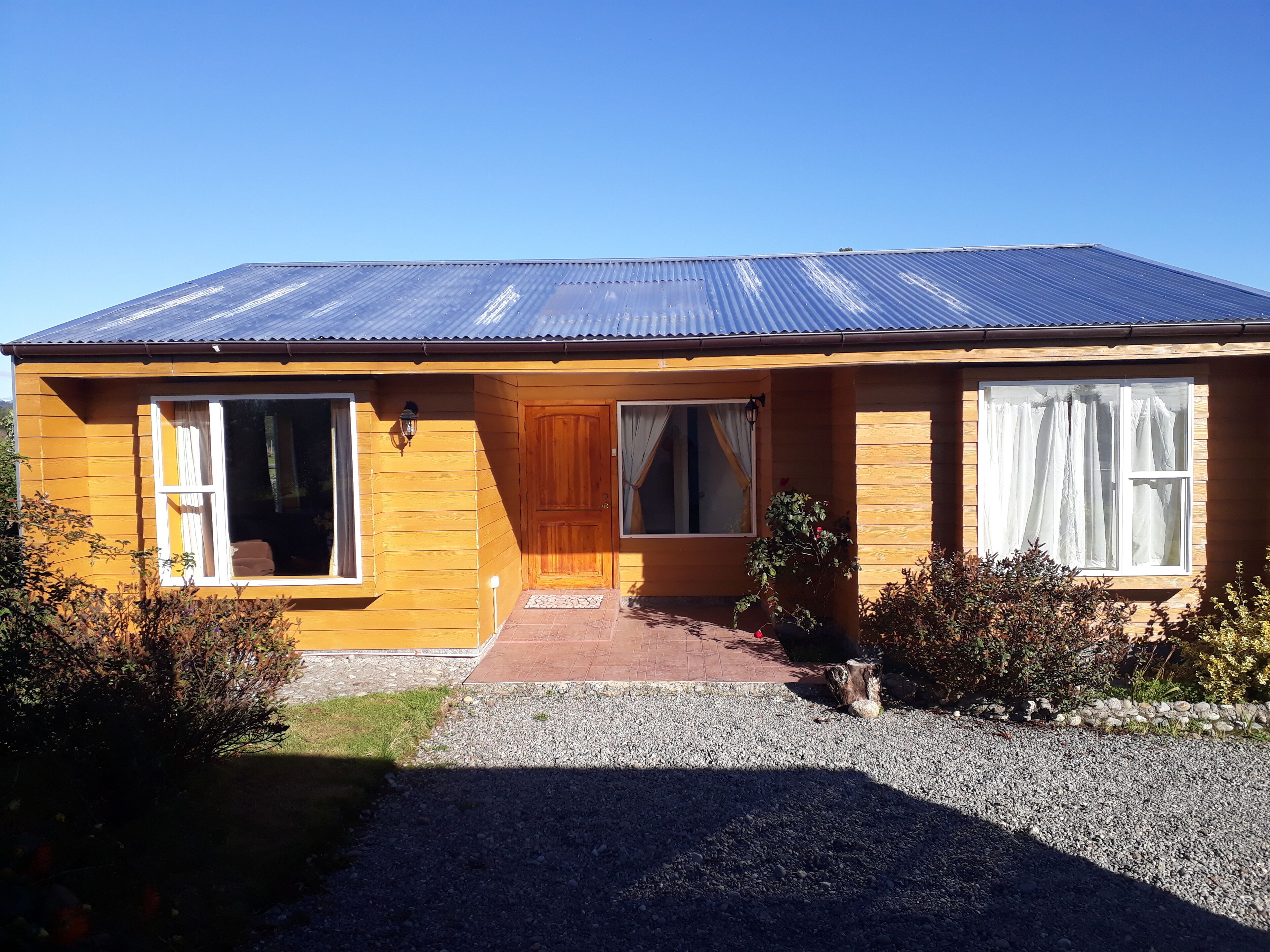 3 bedrooms, individually decorated, individually furnished