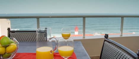 الطعام والشراب