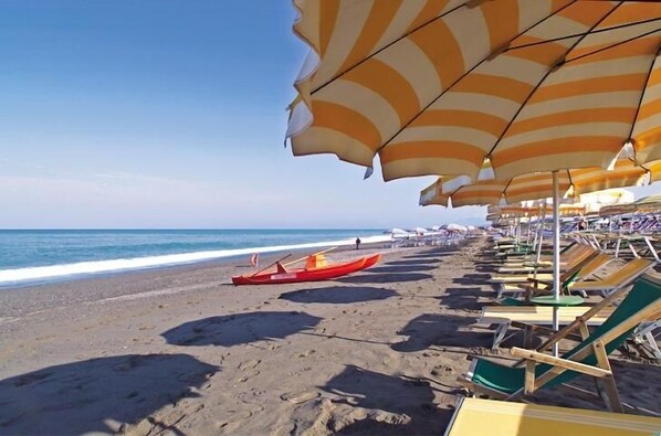 Private beach nearby - Hotel Residence Turium (Santa Maria del Cedro)