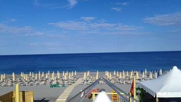 شاطئ خاص قريب