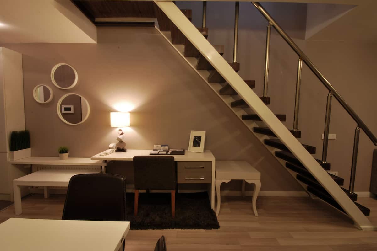 Duplex | In-room safe, desk, iron/ironing board, free cots/infant beds