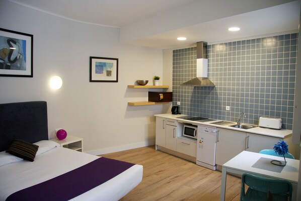 1 habitación y caja de seguridad en la habitación 