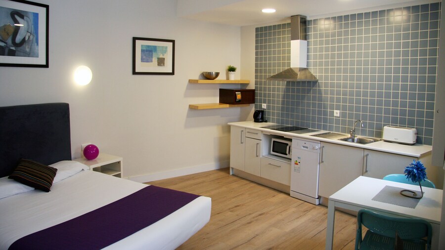Apartamentos Mayerling Bisbe Urquinaona