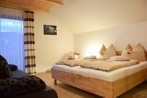 Traditional-Chalet, 3 Schlafzimmer, Bergblick | Zimmerausstattung