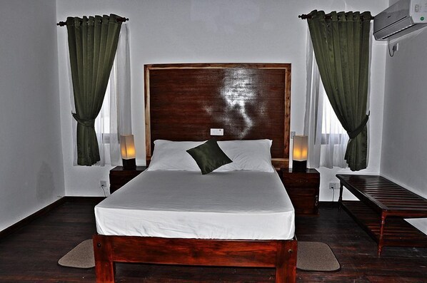 مكتب وتجهيزات عازلة للصوت وأسرّة قابلة للطي وواي فاي مجانًا