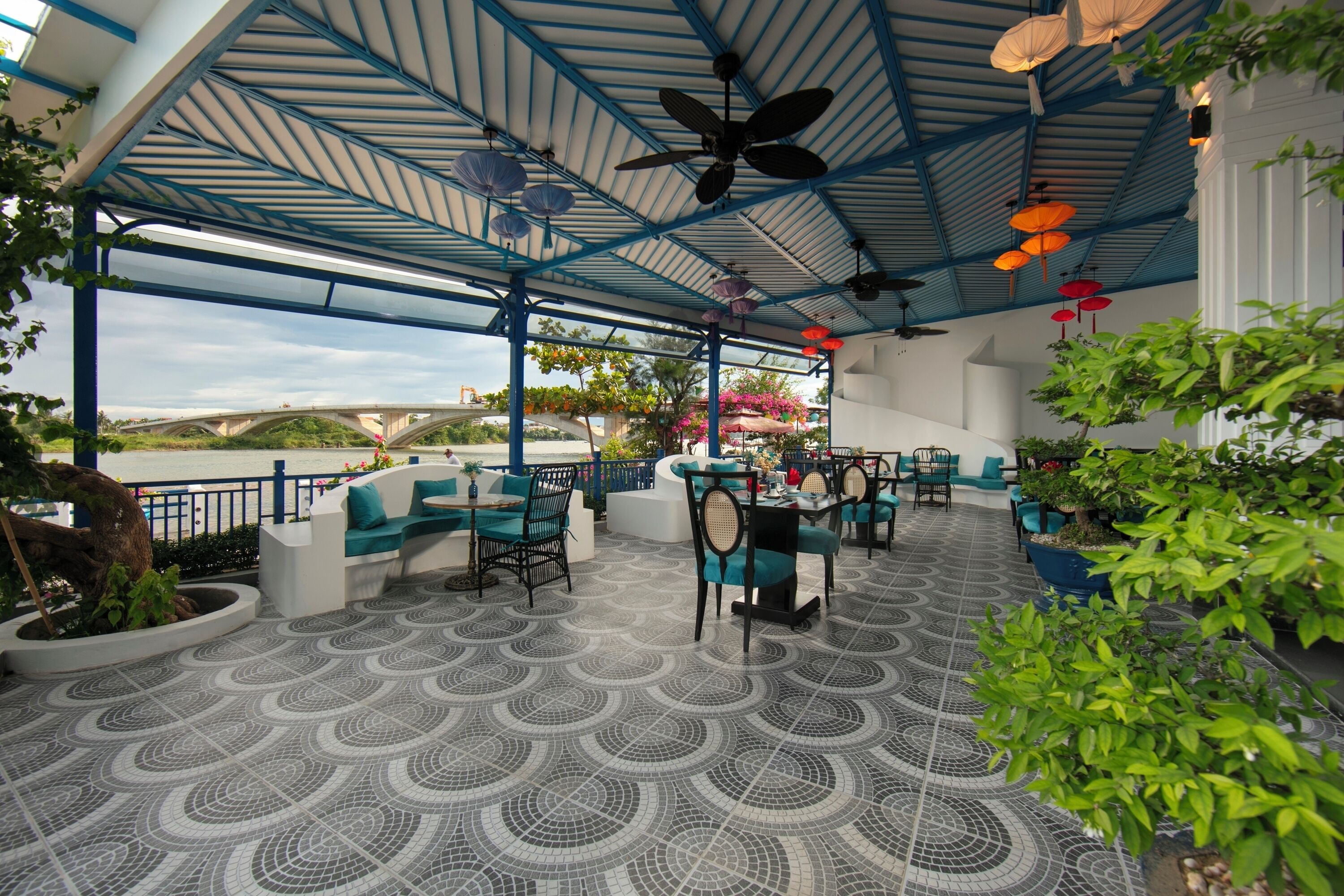 breakfast, lunch served; local and international cuisine, garden views