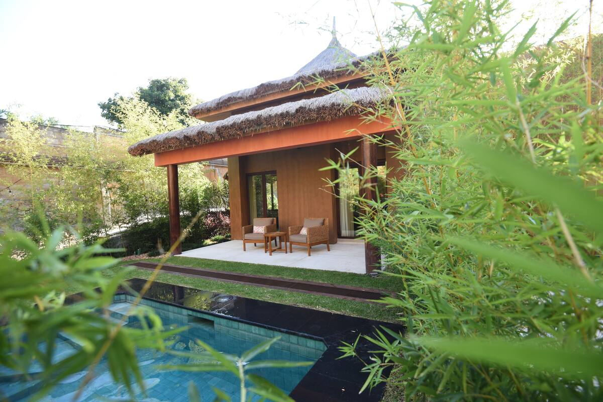 Superior Suite, 1 King Bed | Terrace/patio
