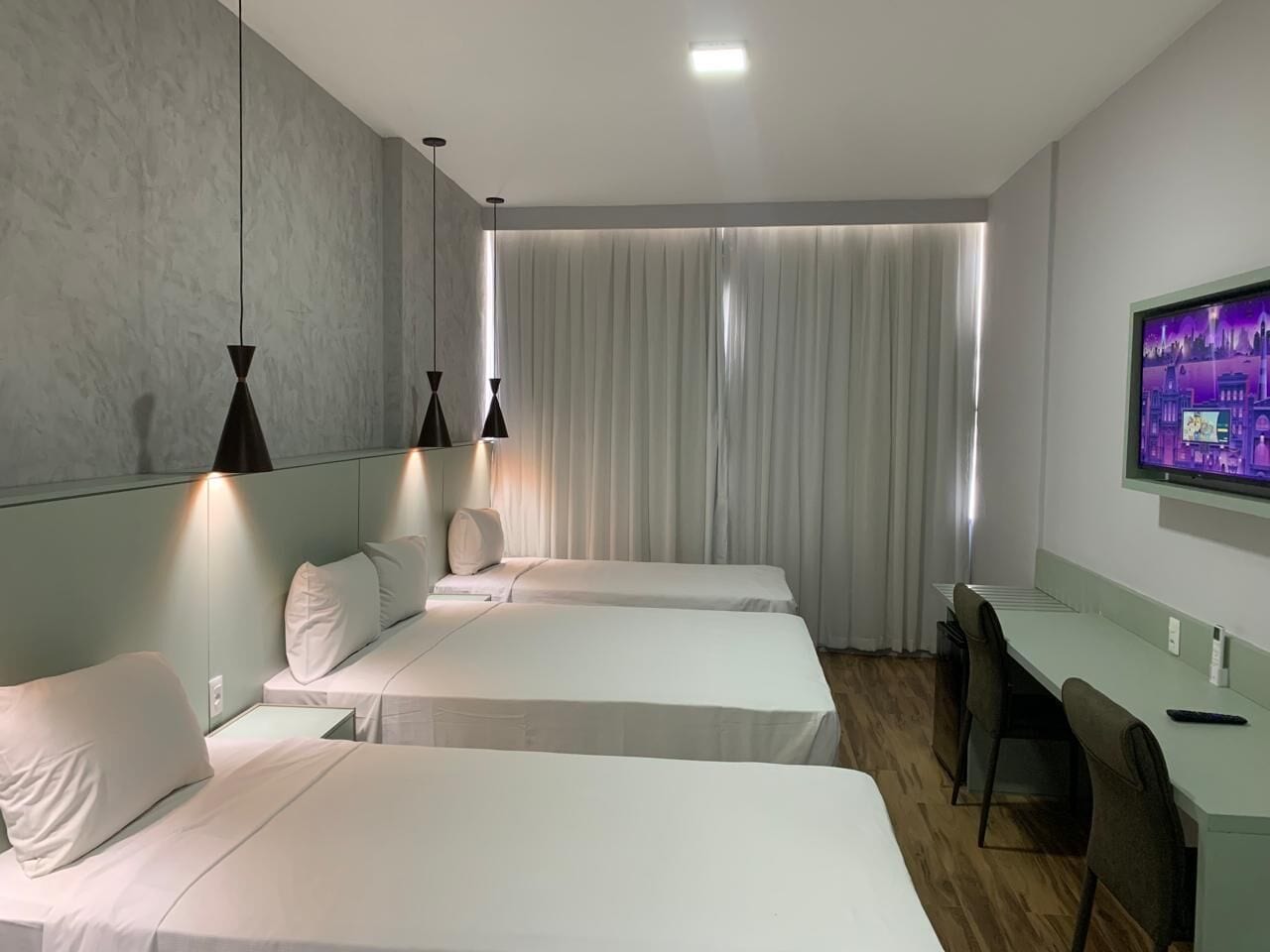 Firemannsrom – standard | Minibar, safe på rommet, individuelt dekorert og skrivebord